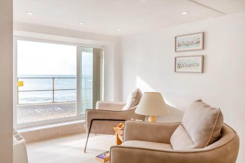 2 Bed in Porthleven oc-m28188