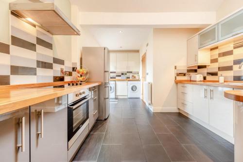 Facilities, 2 Bed in Llandysul oc-was280 in Troedyraur