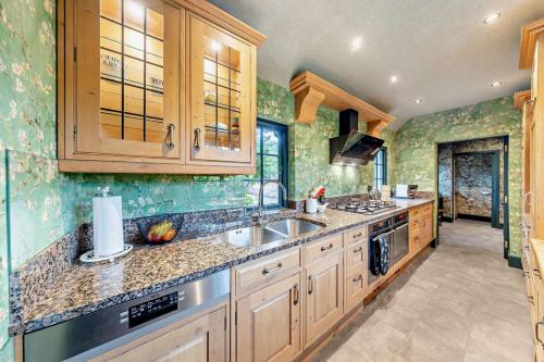 Létesítmények, 3 Bed in Thelwall oc-c29954 in Lymm