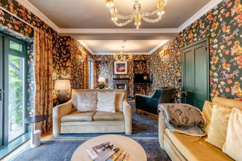 Létesítmények, 3 Bed in Thelwall oc-c29954 in Lymm