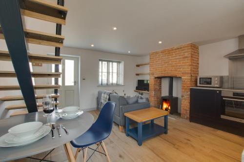 1 Bed in Holt oc-2184, Holt (fotografie 2)