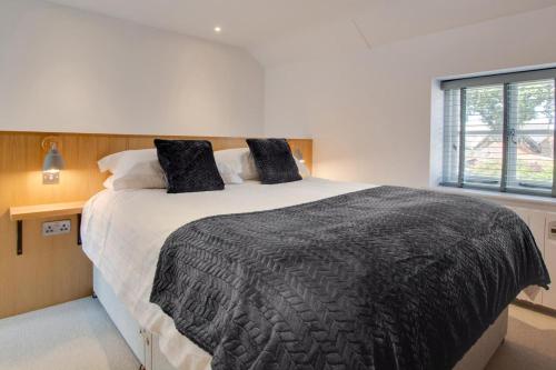 1 Bed in Holt oc-2184, Holt (fotografie 7)