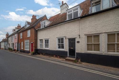Faciliteter, 3 Bed in Woodbridge oc-acot in Woodbridge