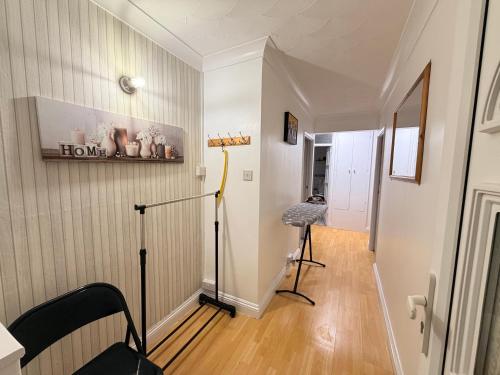 Lovely Two Double Bedroom Maisonette in Surrey in Farnham