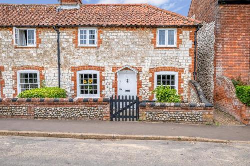 2 Bed in Burnham Overy Staithe oc-p30460 – khách sạn tại Burnham Overy Town
