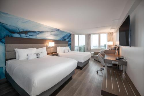 2 double beds