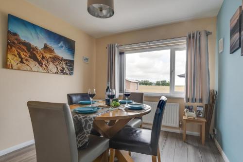 Iekārtas, 3 Bed in Lucker oc-nb1938 in Warenford