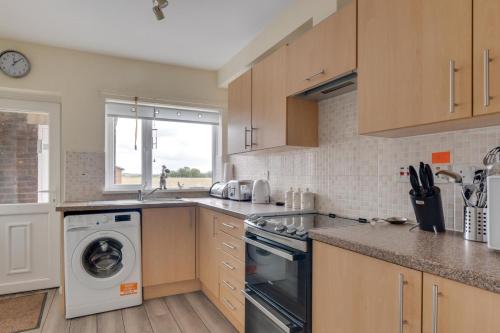 Iekārtas, 3 Bed in Lucker oc-nb1938 in Warenford