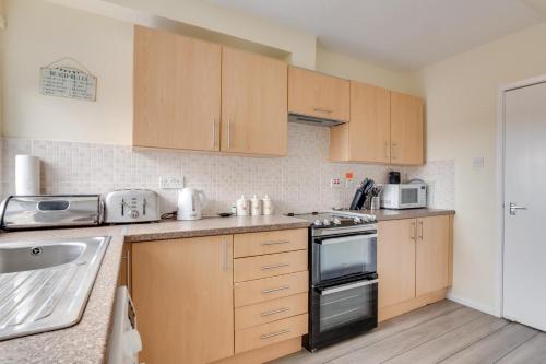Iekārtas, 3 Bed in Lucker oc-nb1938 in Warenford