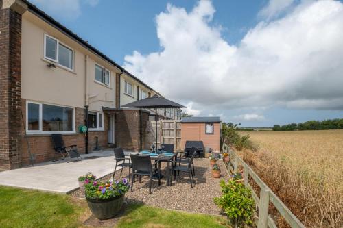 Iekārtas, 3 Bed in Lucker oc-nb1938 in Warenford