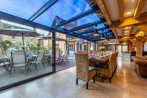 Faciliteter, 5 Bed in Frampton On Severn oc-d29489 in Frampton On Severn