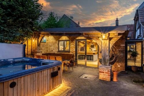 Faciliteter, 5 Bed in Frampton On Severn oc-d29489 in Frampton On Severn