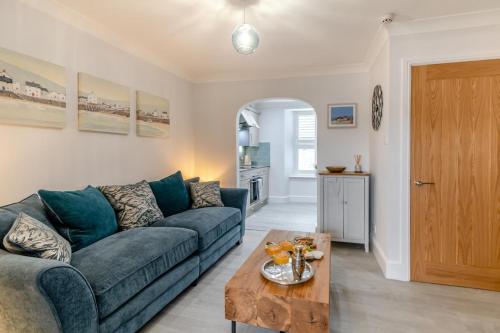 2 Bed in Tenby oc-c32240, Tenby
