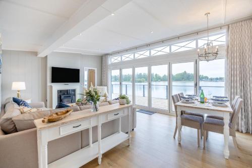 Iekārtas, 2 Bed in Tallington oc-b32208 in Greitforda