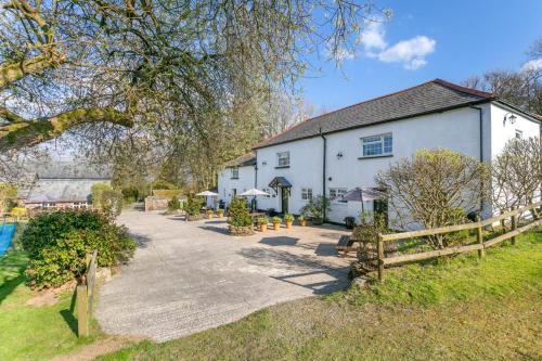 Iekārtas, 3 Bed in Whitstone oc-b31811 in Whitstone