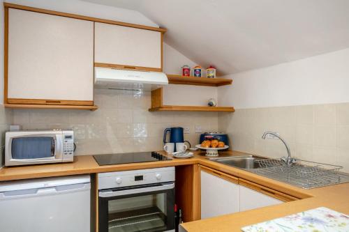 Iekārtas, 3 Bed in Whitstone oc-b31811 in Whitstone