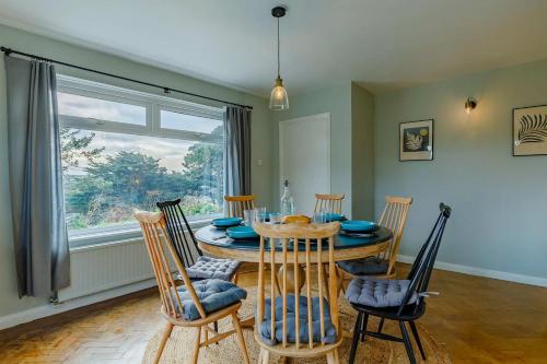 Facilities, 4 Bed in Mawgan Porth oc-d26830 in Trenance