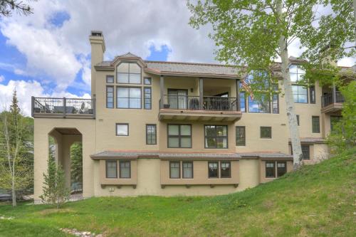 Beaver Creek Village by Vail Resorts