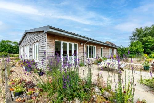 Iekārtas, 2 Bed in Stelling Minnis oc-ek715 in Elmsteda