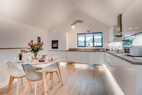 Instalaciones, 2 Bed in Westward Ho oc-idleho in Bideford