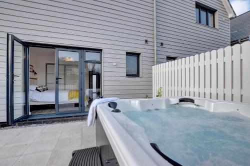Instalaciones, 2 Bed in Westward Ho oc-idleho in Bideford