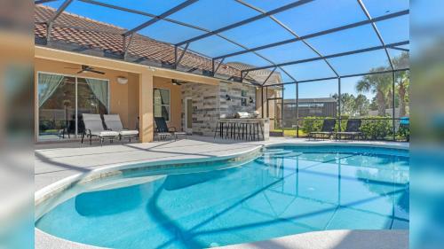 Experience Luxury Villa - Game Room - Pool