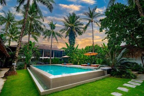 スイミングプール