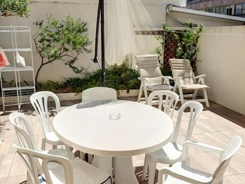 T3 Climatisé avec Terrasse - Accès Plage, Animaux Acceptés - FR-1-610-122