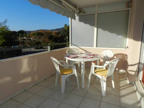 Studio avec Terrasse - Le Lavandou - FR-1-251-931