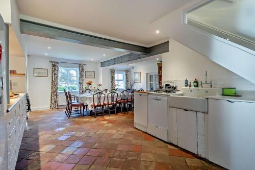 Iekārtas, 6 Bed in Wymondham oc-t30598 in Wicklewood