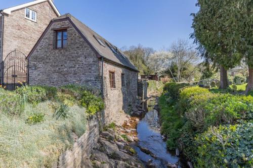 2 Bed in Llangorse oc-p31754 gîte à louer Llangorse