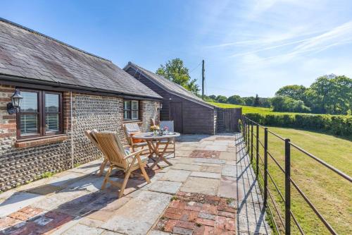 Iekārtas, 2 Bed in Hellingly oc-b29393 in Cowbeech