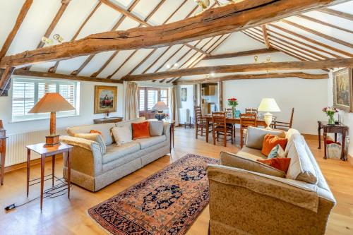 Iekārtas, 2 Bed in Hellingly oc-b29393 in Cowbeech