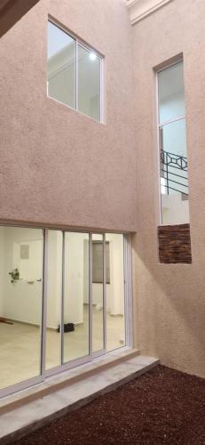 CASA NUEVA al Sur de Pachuca para descansar o trabajar sin ruido, con alberca in Mineral Del Oro