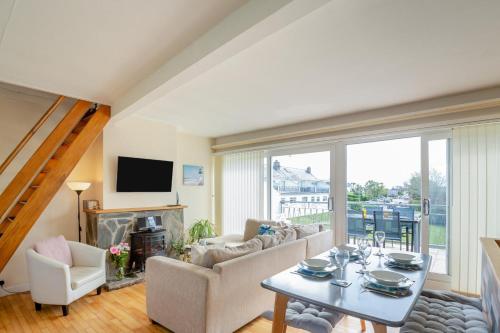 Iekārtas, 2 Bed in Abersoch oc-c31969 in Abersoch