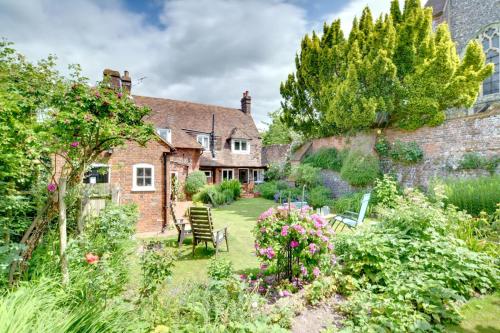 Iekārtas, 4 Bed in Barham oc-ct016 in Barham