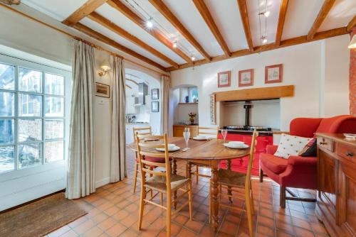Iekārtas, 4 Bed in Barham oc-ct016 in Barham