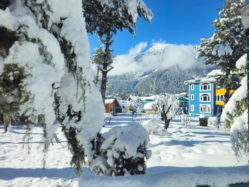 Pahalgam Resort and Cottages in Pahalgam