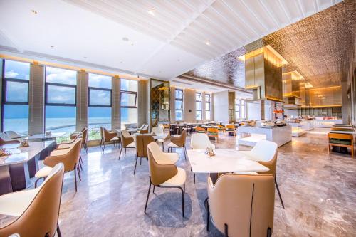 餐飲選擇, 海口濱海大道西秀海灘亞朵酒店 (Atour Hotel Haikou Binhai Avenue Xixiu Beach) in 秀英區