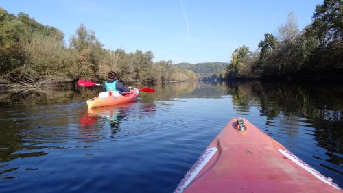 TERRE d'HISTOIRE - Baignade - Canoë - Piste cyclable à 100 m