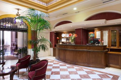 Lobby, Hotel Cervantes (HOTEL CERVANTES) in Sevilla
