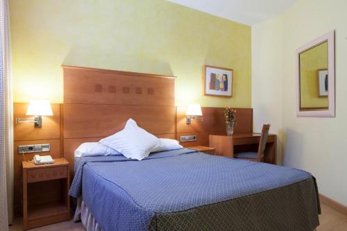 Hotel Cervantes - image 13