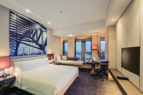 room detail thumbnail 0