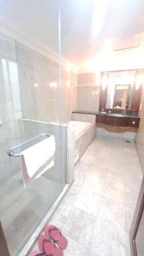 Manhattan suite times square kl - image 2