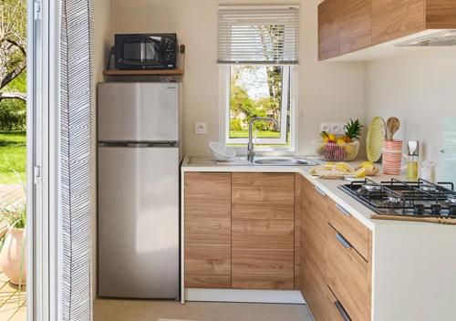 Camping La Marmotte - Aquatique Vacances in Savignac-les-Ormeaux