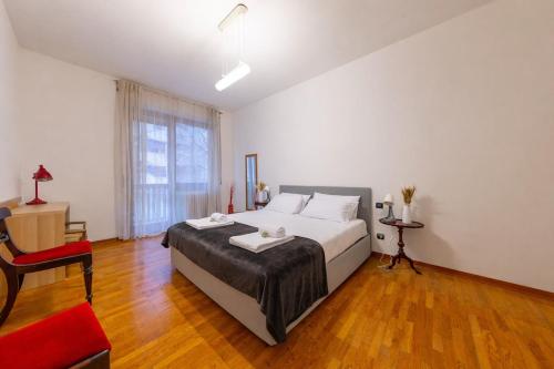 City Stay - Spacious and bright apartment, elegant area