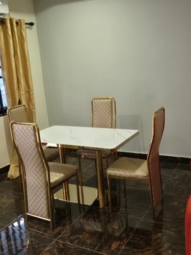 G and E Guesthouse kumba in Kumba