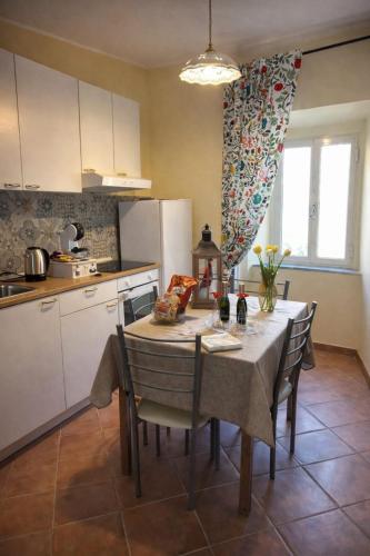 La Casa Dei Fiori in Tolfa