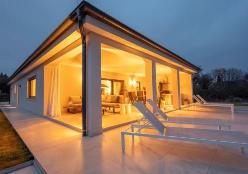 Villa Calendula in Golas