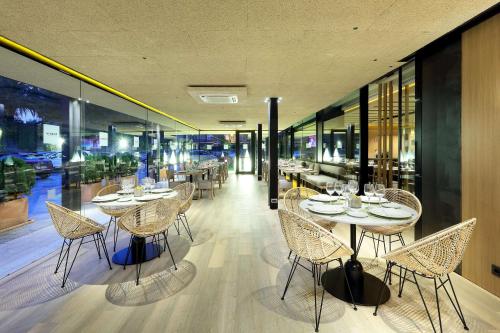 Occidental Bilbao - image 28